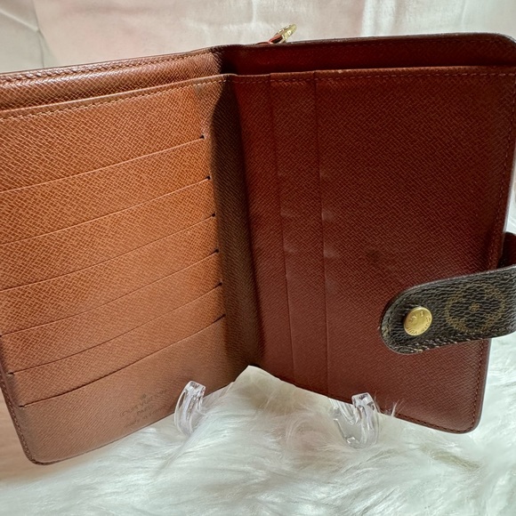 💯AUTHENTIC LOUIS VUITTON monogram Wallet - Picture 2 of 11